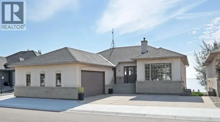 14 White Pelican Way, Lake Newell Resort