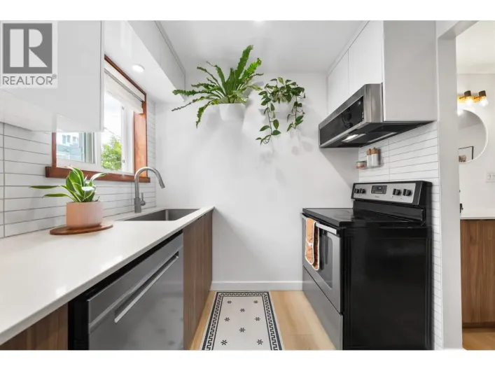 140 2390 MCGILL STREET, Vancouver
