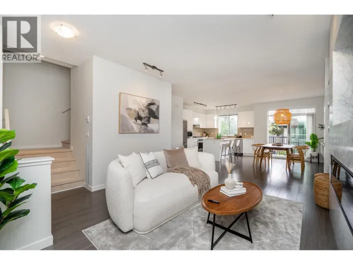 140 3500 BURKE VILLAGE PROMENADE, Coquitlam