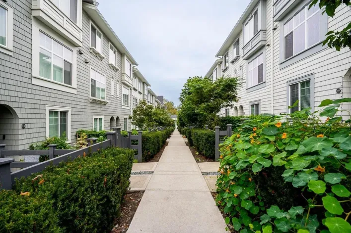 140 8168 136A STREET, Surrey