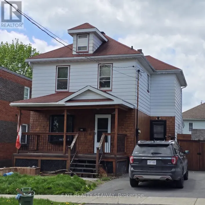 140 BELMONT STREET, Cornwall