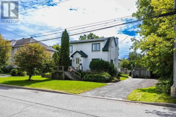 140 BILLINGS AVENUE, Ottawa