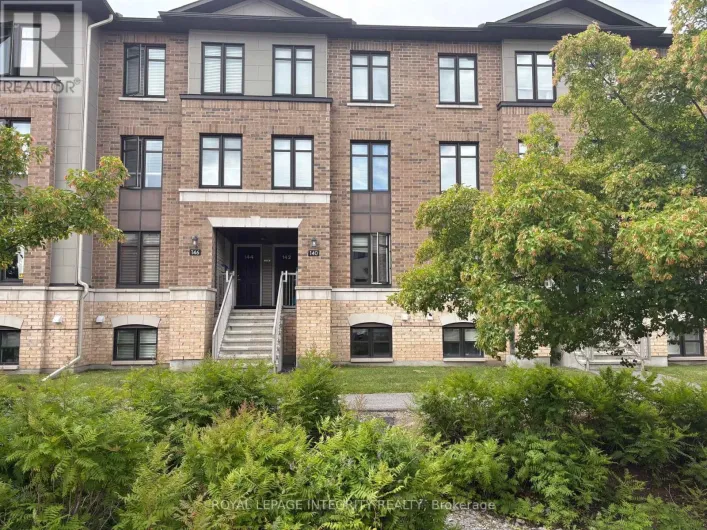 140 BLUESTONE PRIVATE, Ottawa