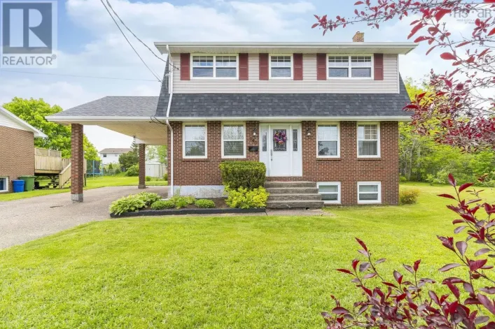 House for sale: 140 Flagstone Drive, Dartmouth