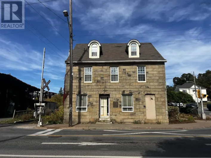 140 George Street, New Glasgow