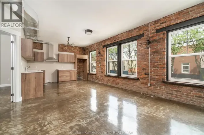 140 King STREET West Unit# 201, Chatham