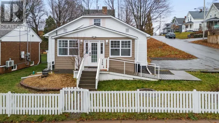 140 Maple Avenue, New Glasgow