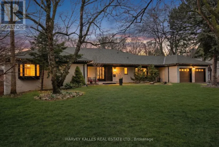 140 SANDRINGHAM DRIVE, Toronto