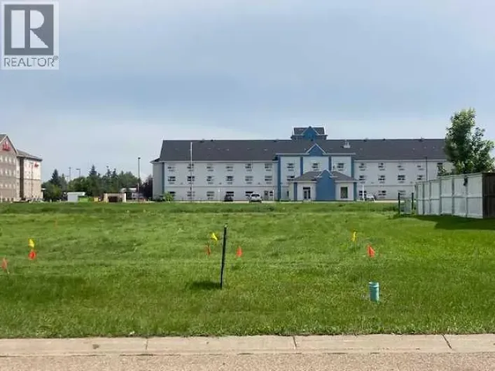 140 Upland Avenue, Brooks