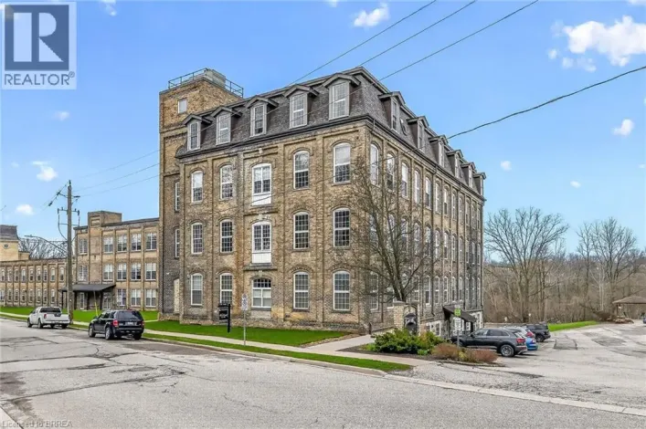 140 WEST RIVER Street Unit# 405, Paris