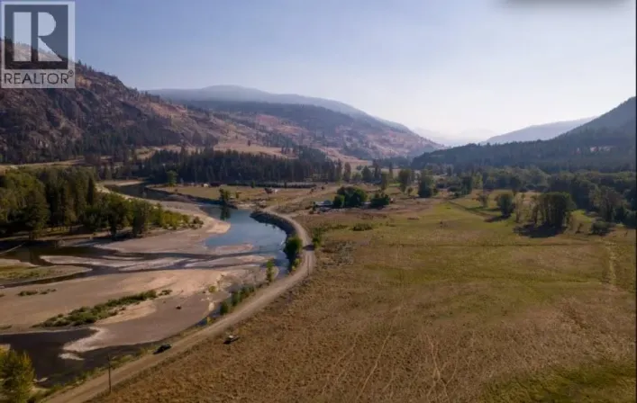 1400 MANLY MEADOWS Road, Grand Forks