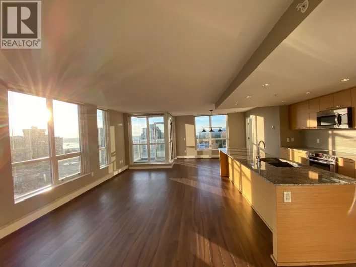 1401 135 E 17TH STREET, North Vancouver