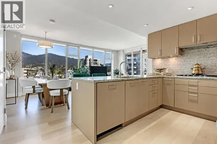 1401 150 W 15TH STREET, North Vancouver