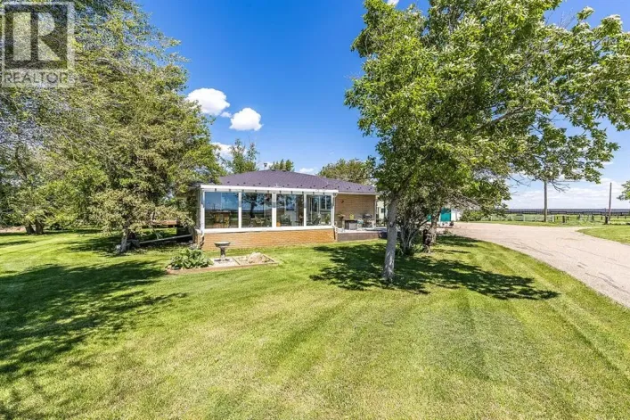 14017 Range Road 65, Rural Cypress County