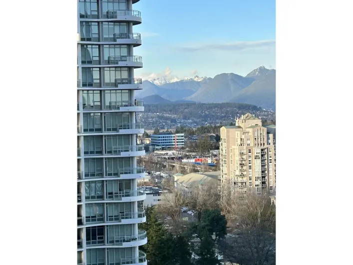 1402 13308 CENTRAL AVENUE, Surrey