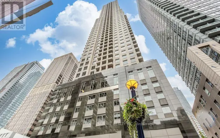 1402 - 35 BALMUTO STREET, Toronto