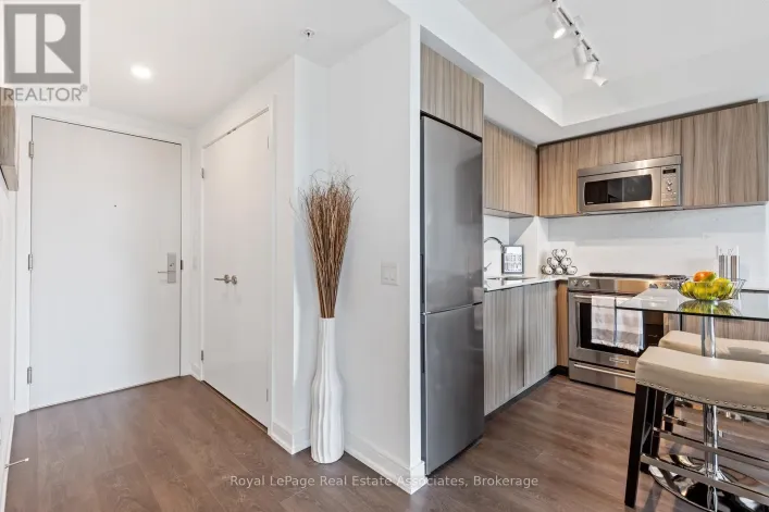 1403 - 30 SAMUEL WOOD WAY, Toronto