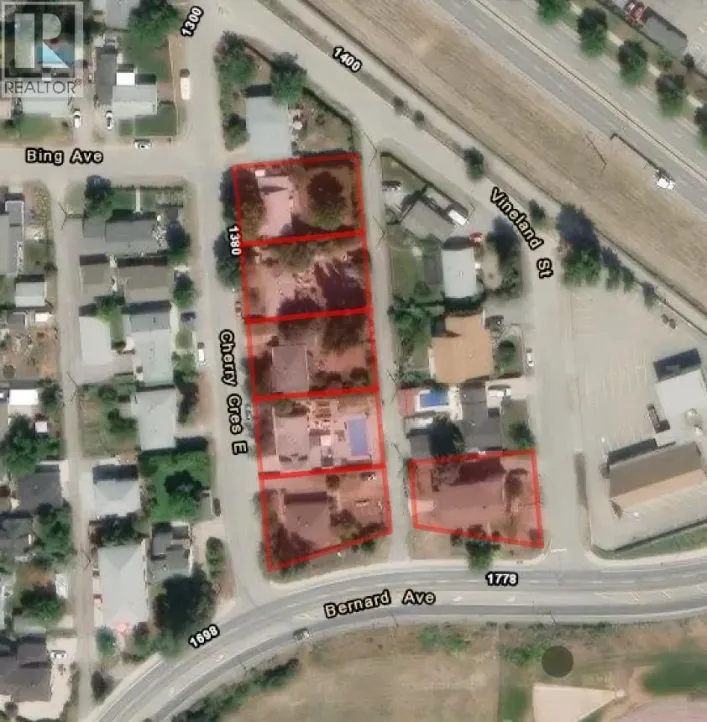 1403 Cherry Crescent E, Kelowna