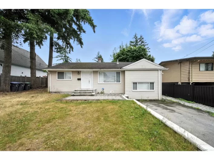 14032 GROSVENOR ROAD, Surrey