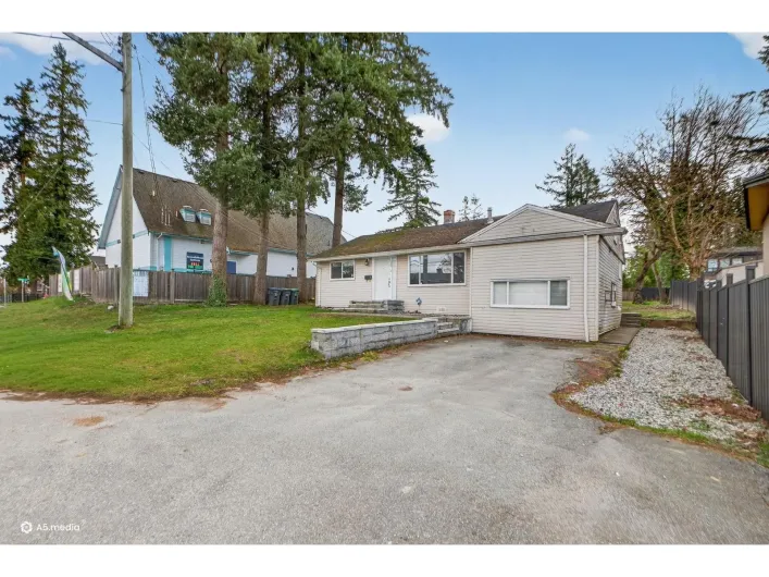 14032 GROSVENOR ROAD, Surrey