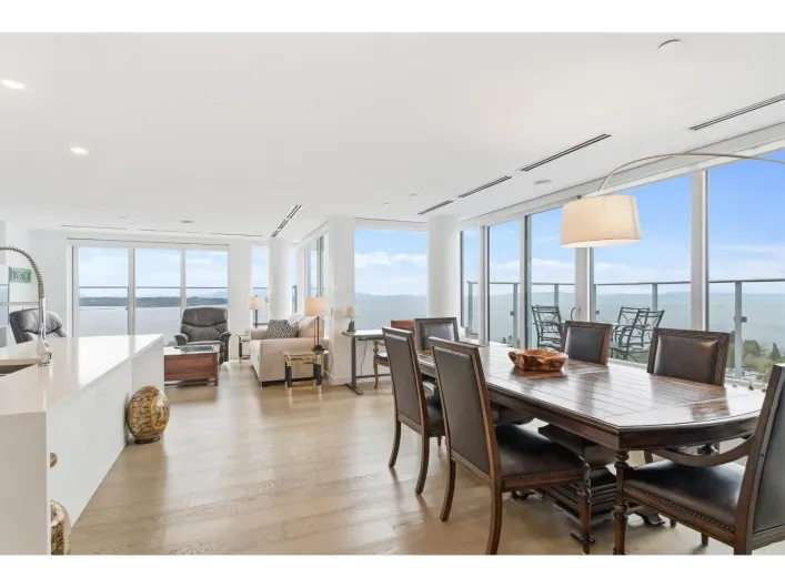 1404 1441 JOHNSTON ROAD, White Rock