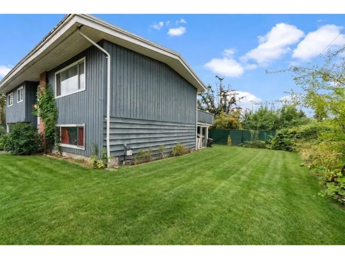 14042 110 AVENUE, Surrey