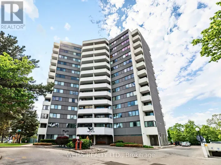 Apartment for sale: 1405 - 150 NEPTUNE DRIVE, Toronto
