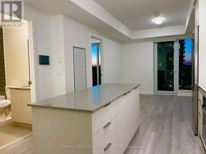 1405 - 3079 TRAFALGAR ROAD, Oakville