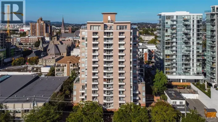 1405 930 Yates St, Victoria