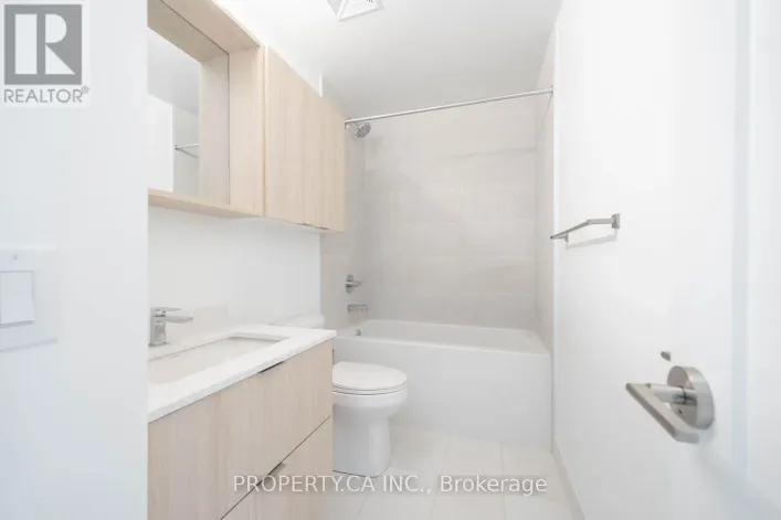 1406 - 5105 HURONTARIO STREET, Mississauga