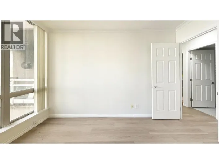 1406 9603 MANCHESTER DRIVE, Burnaby