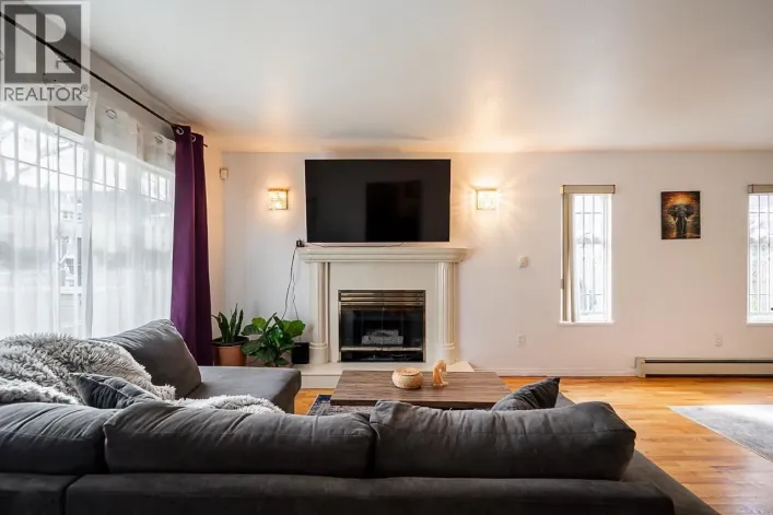 1407 E 12TH AVENUE, Vancouver