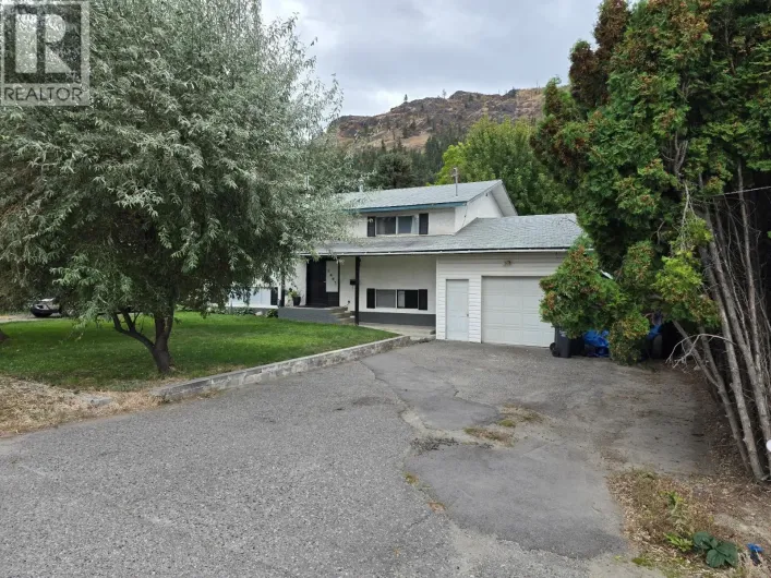 1407 Hudson Road, West Kelowna