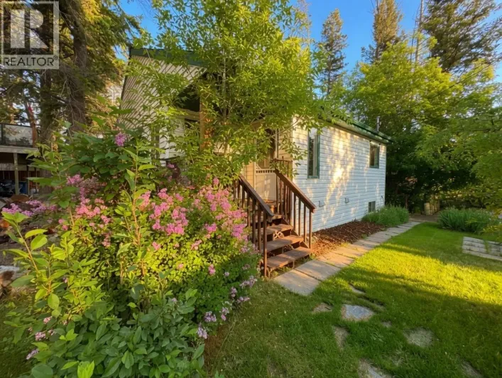 1409 10th Avenue, Invermere