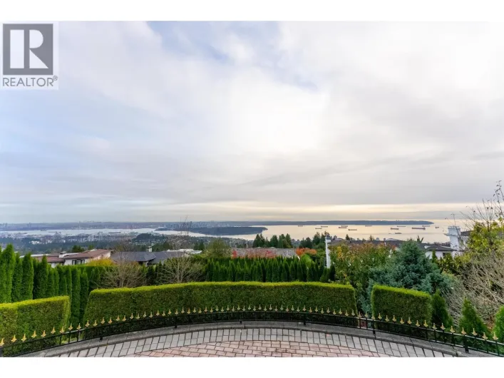 1409 CHARTWELL DRIVE, West Vancouver