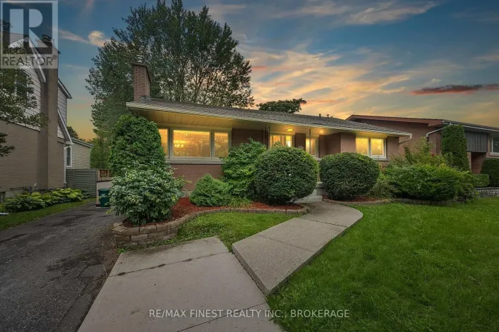 140A LIDDELL CRESCENT, Kingston