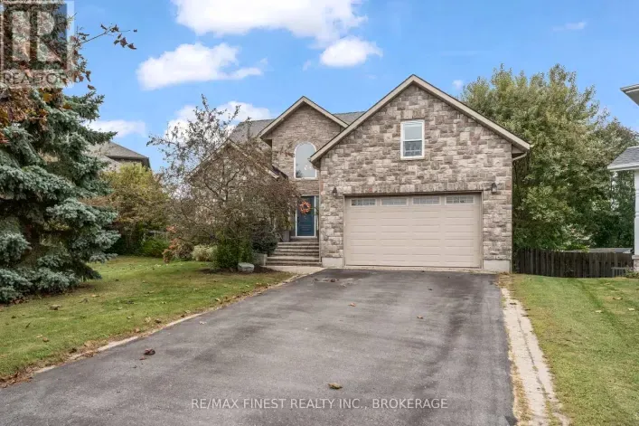141 BENJAMIN COURT, Loyalist