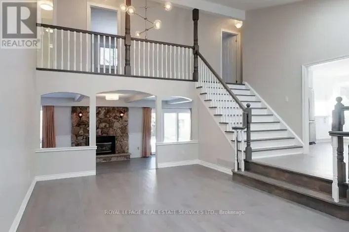 141 CASTLE CRESCENT, Oakville