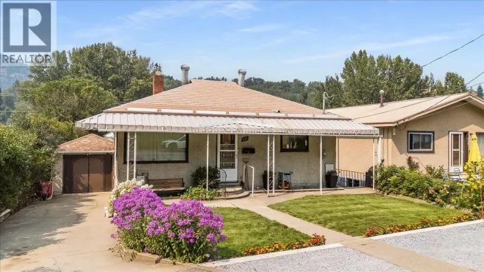 141 Colley Street, Warfield