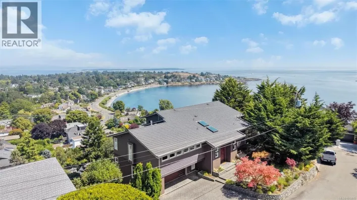 141 Denison Rd, Oak Bay