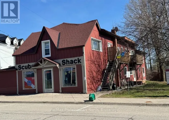 141 HOTCHKISS STREET, Gravenhurst)