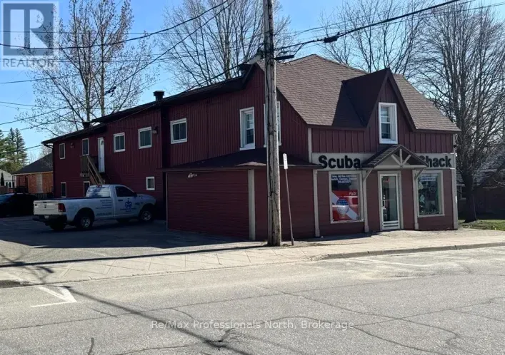 141 HOTCHKISS STREET, Gravenhurst)