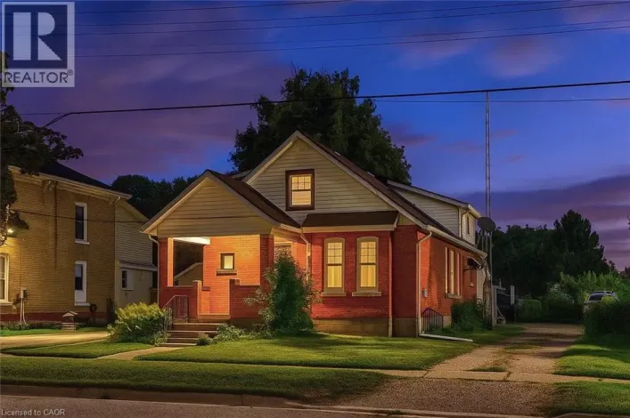 141 KING Street, Burford