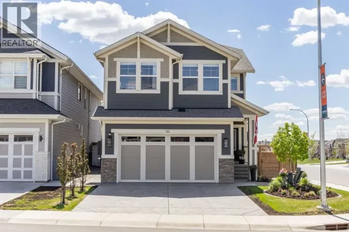 141 Magnolia Manor SE, Calgary