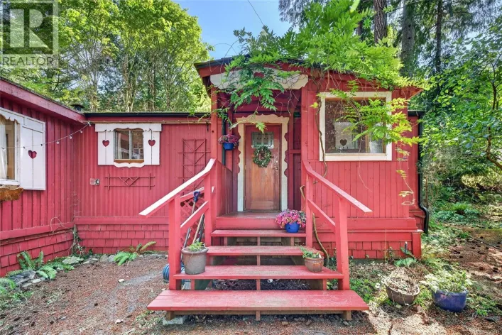 141 Pallot Way, Salt Spring