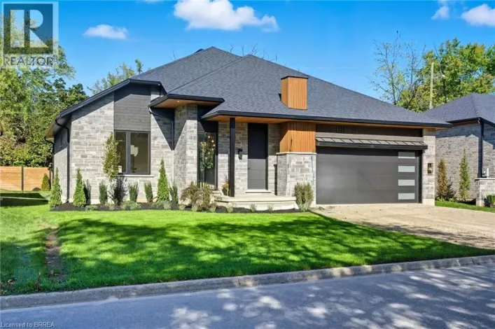 141 PARKSIDE Drive, Brantford