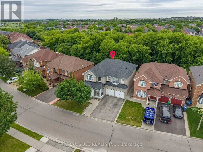 141 WHITWELL DRIVE, Brampton