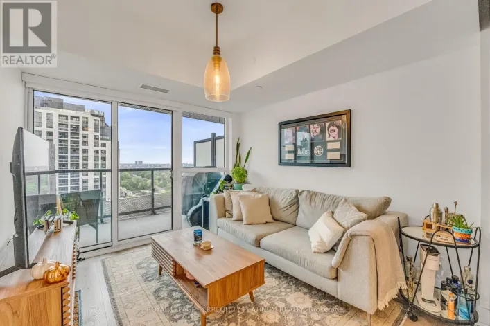 1410 - 11 LILLIAN STREET, Toronto