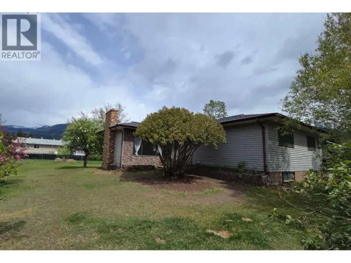 1410 7TH AVENUE, Valemount