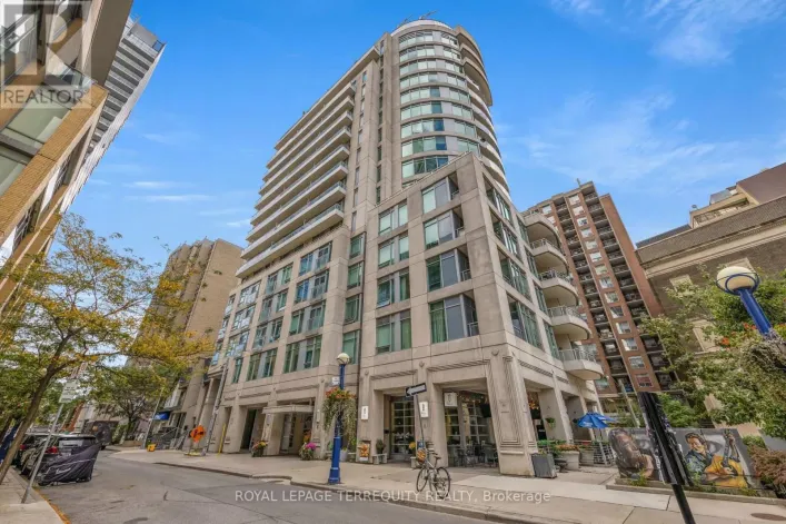 1410 - 8 SCOLLARD STREET, Toronto